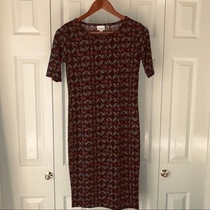 ✨NEW✨LulaRoe Julia Dress 💜💐So Pretty💐💜